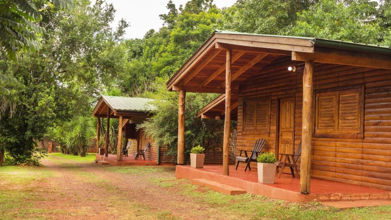 Cabanas Soltame Carnaval Puerto Iguazú Exteriör bild